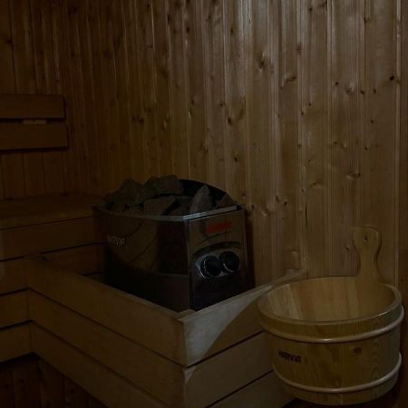 Aero Hotel Tour Armenia P'arak'ar エクステリア 写真